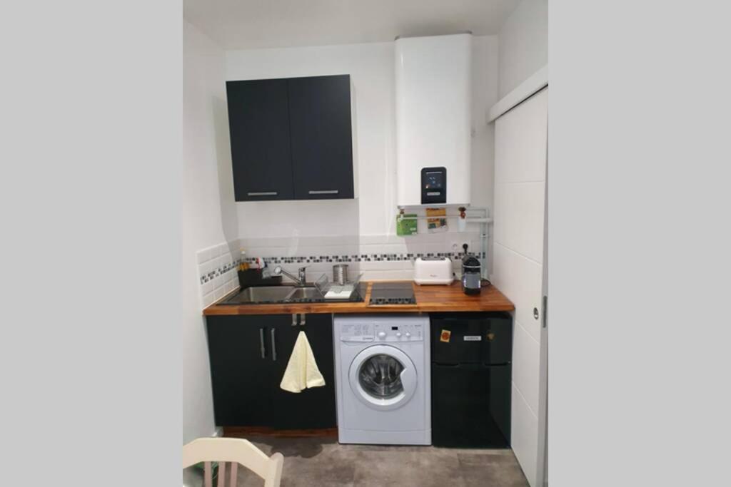 Studio Idealement Situe Au Calme Lorient Exterior photo